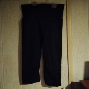 Lululemon workout capris